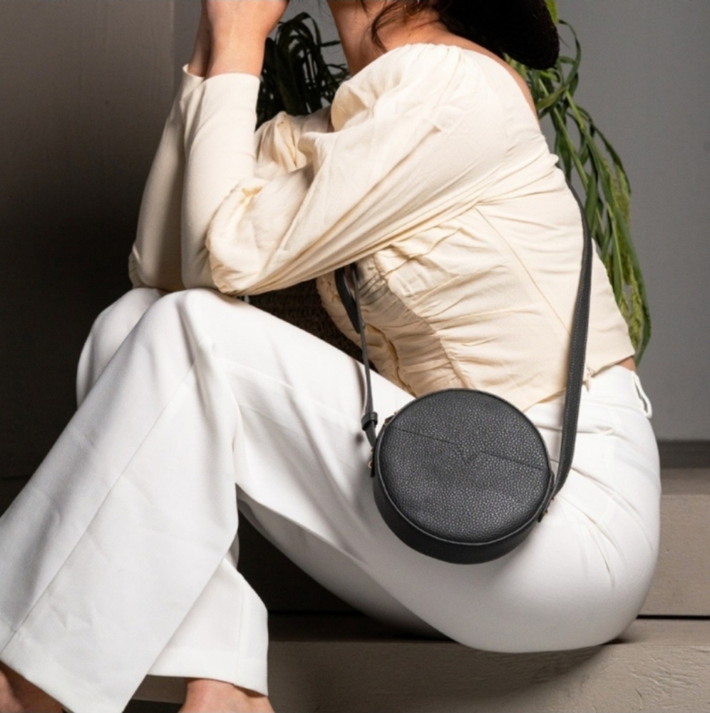 NWT Henny and Lev Cecilia Circle Crossbody Bag Dark Gray